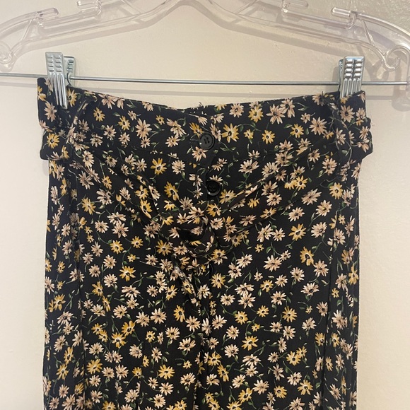 Floral Midi Skirt - Picture 3 of 3
